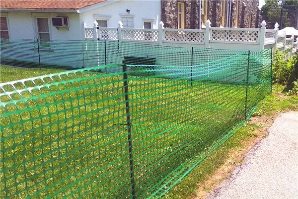 Plastic Fence Mesh & Lightweight Plastic Garden Fence