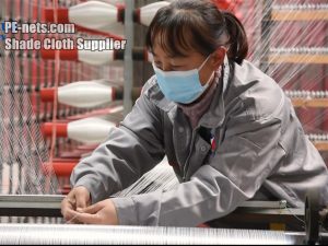 privacy screen factory worker2